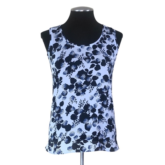 SOLD - LOFT - Petite Floral Mixed Media Top - Picture 2 of 10